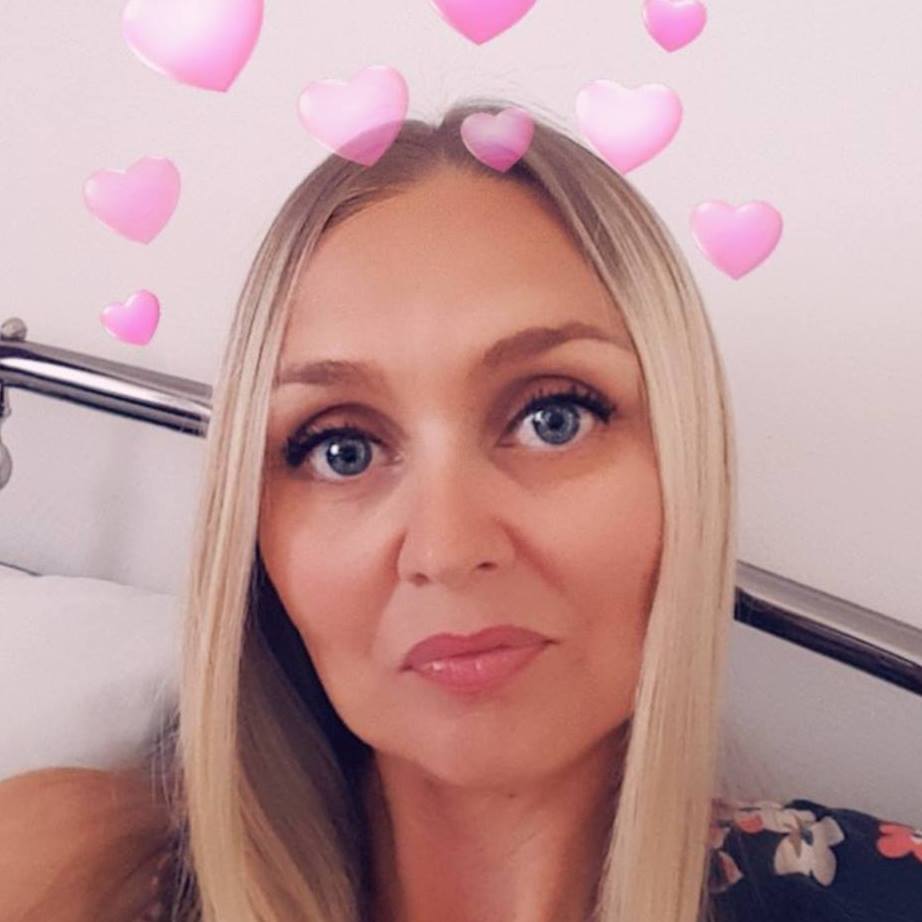 38458614_10156002690013579_356522645375680512_n